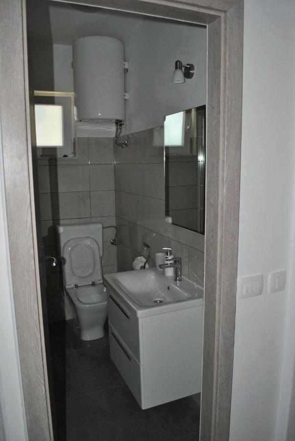 Apartmani Gradac Exterior foto
